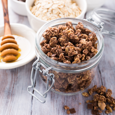 GRANOLA MAISON AUX NOIX ET GRAINES